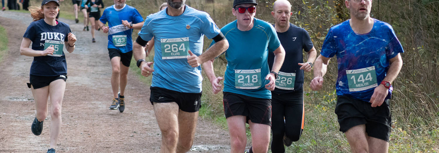 Runners at the Anglesey Trail Half Marathon